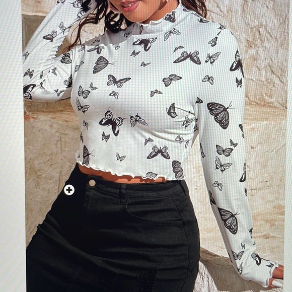 Women’s SHEIN Butterfly Crop Top Size 1X - Picture 5 of 6